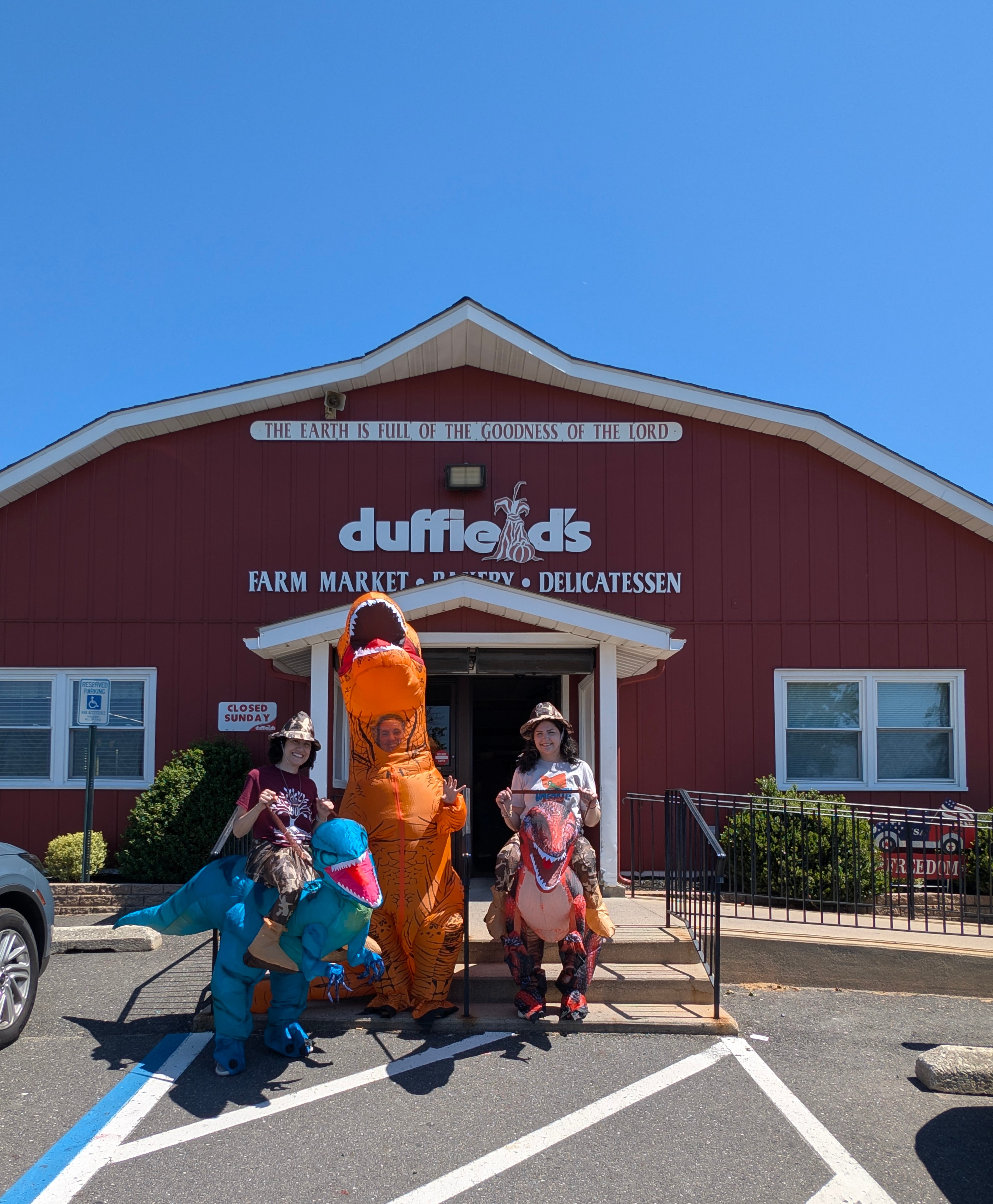Rebeccasaurus, Stephasaurus, and Sarasaurus in front of Duffield's Farm Market